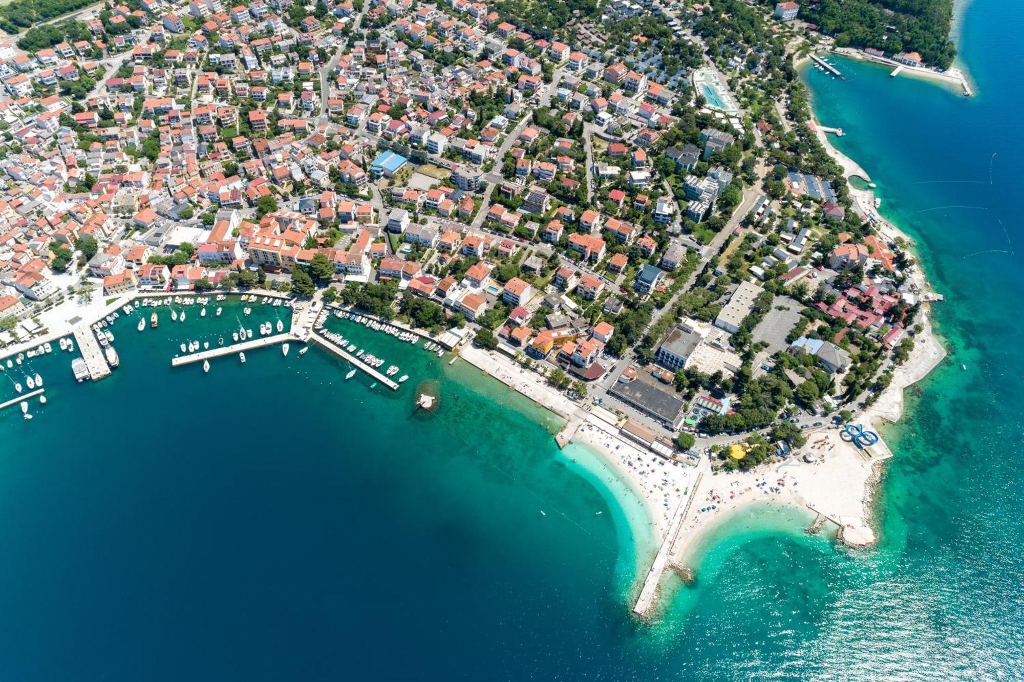 Apartments By The Sea Selce, Crikvenica - 16375 Luaran gambar